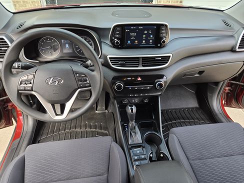 Used 2020 Hyundai Tucson SE w/ Cargo Package image 15