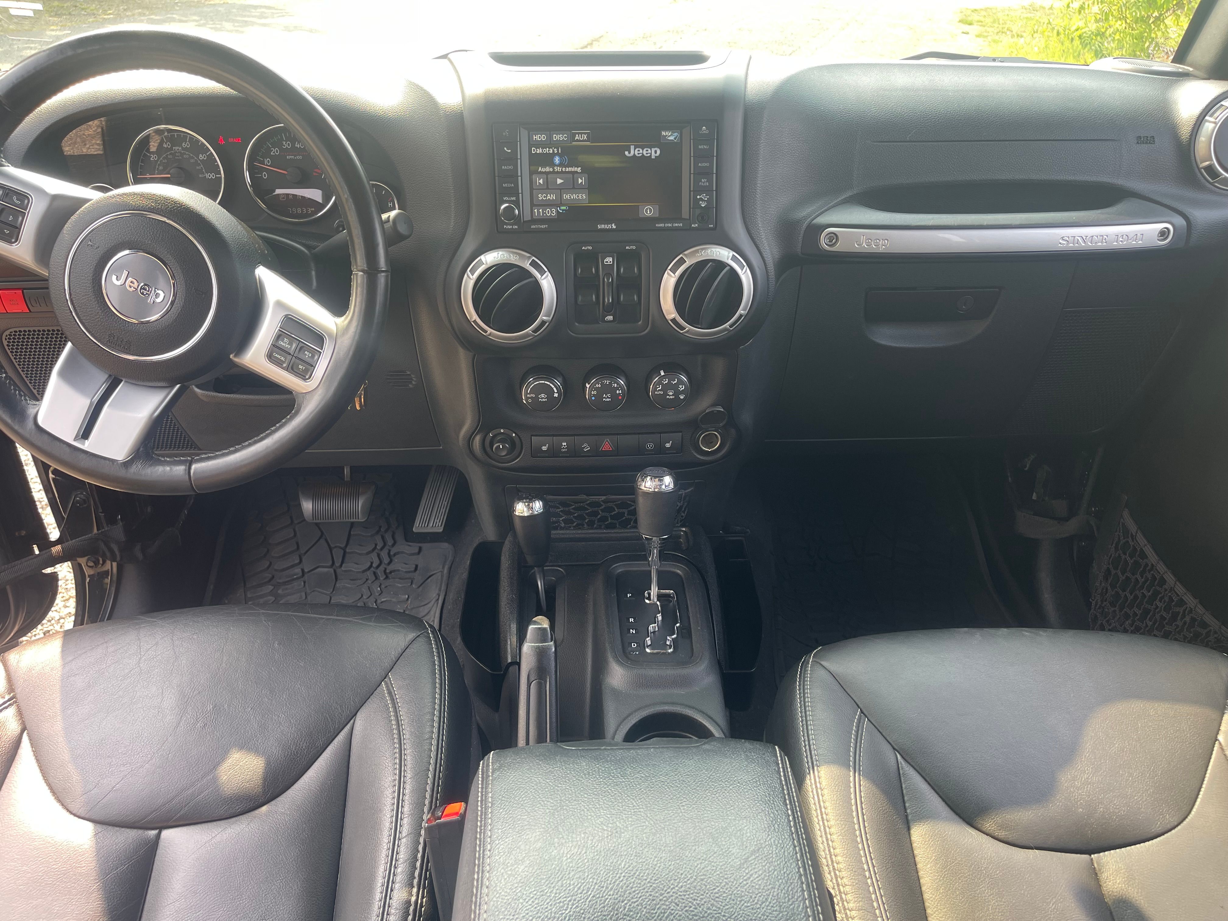 Used 2016 Jeep Wrangler Unlimited Rubicon AWD/4WD image 10