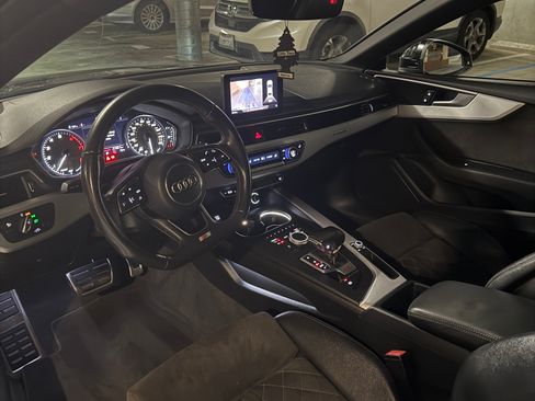 Used 2019 Audi S5 Premium w/ Convenience Package image 11