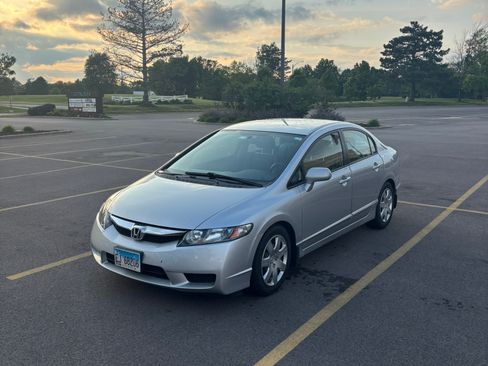 Used 2009 Honda Civic LX image 1