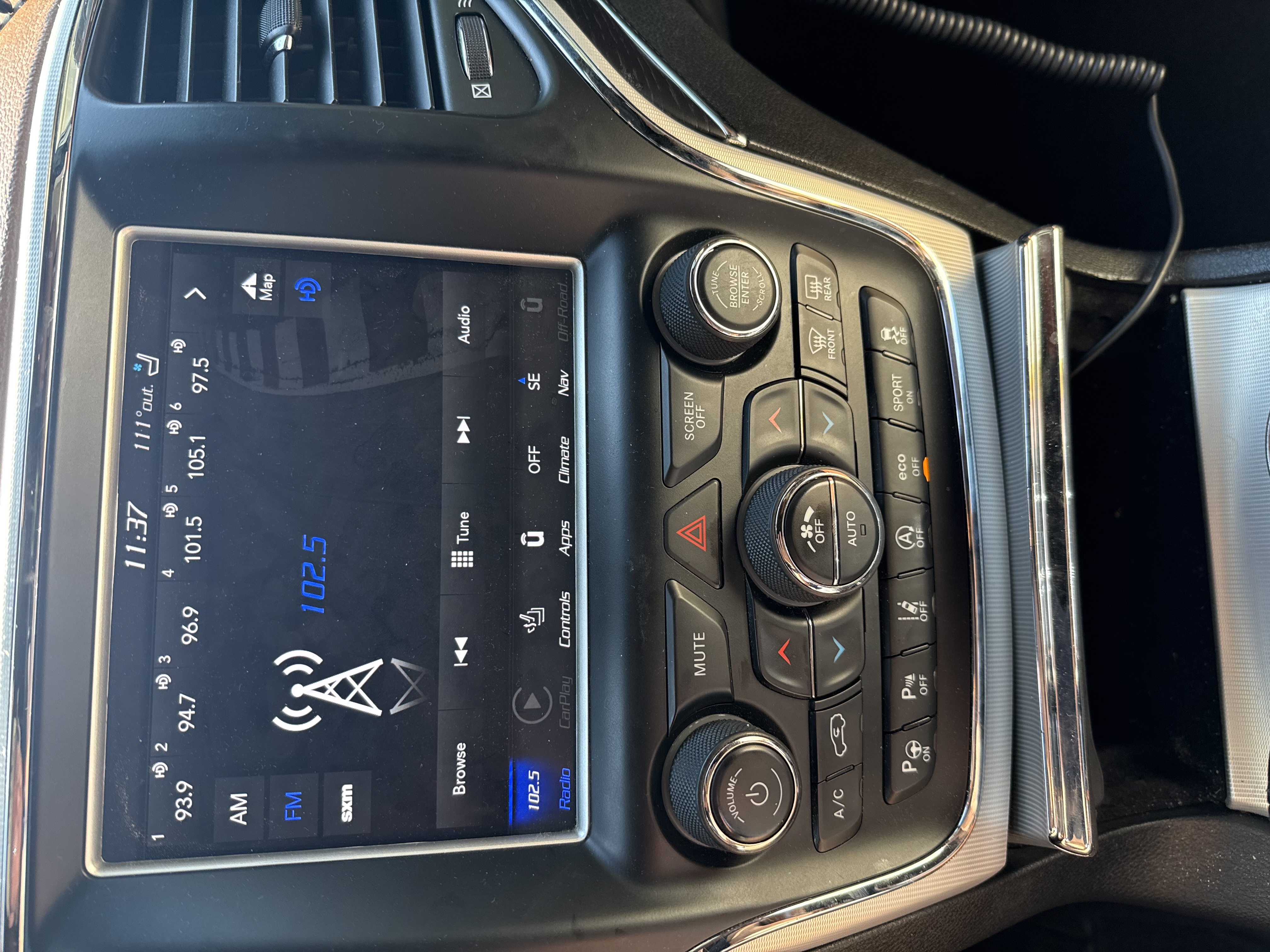Used 2018 Jeep Grand Cherokee Summit w/ Skid Plate Group AWD/4WD image 18