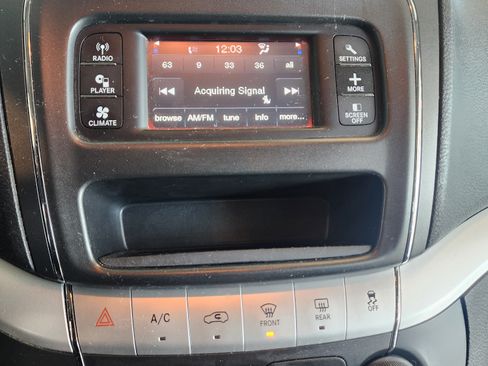 Used 2014 Dodge Journey SXT image 13