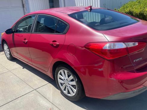 Used 2016 Kia Forte LX w/ LX Popular Plus Package FWD image 5