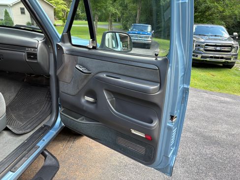 Used 1992 Ford Bronco AWD/4WD image 31