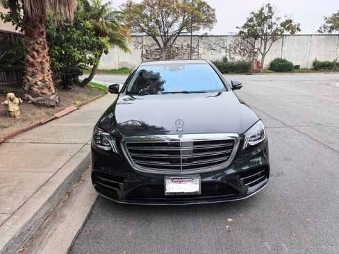 Used 2018 Mercedes-Benz S 560 Sedan image 9