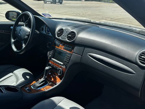 Used 2008 Mercedes-Benz CLK 350 Cabriolet image 14