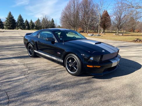 Used 2007 Ford Mustang GT RWD image 4