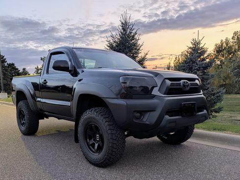 Used 2014 Toyota Tacoma 4x4 Regular Cab image 5