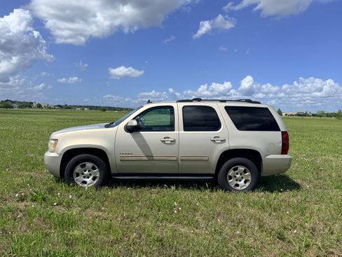 Used 2011 Chevrolet Tahoe LS image 6