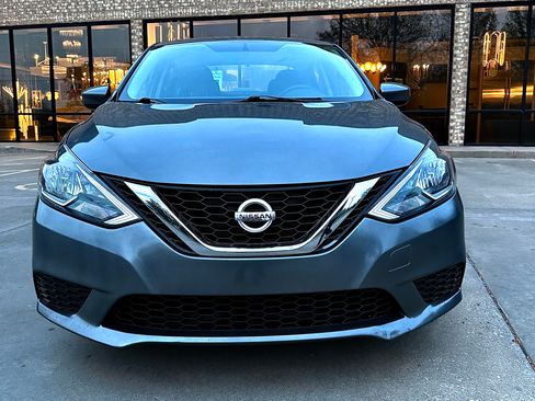 Used 2017 Nissan Sentra S image 1