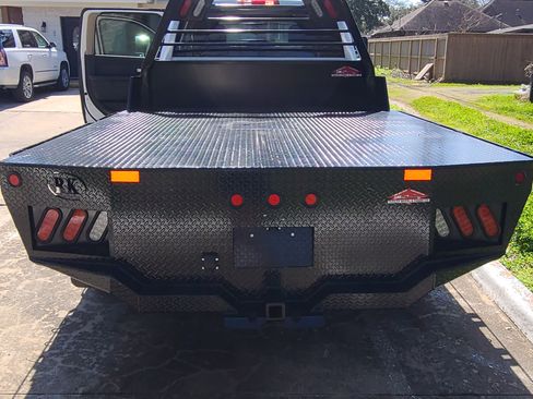 Used 2019 RAM 3500 Tradesman w/ Chrome Appearance Group image 16