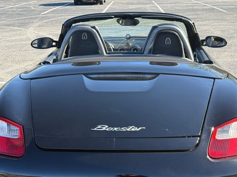Used 2005 Porsche Boxster image 10