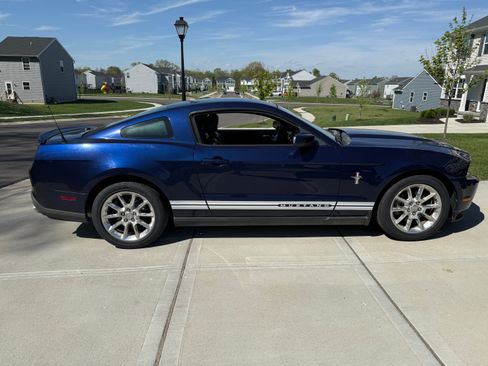 Used 2011 Ford Mustang Premium w/ 202A Rapid Spec Order Code image 2