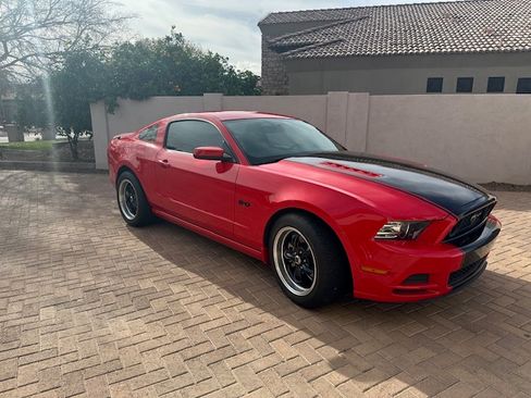 Used 2013 Ford Mustang GT Premium w/ Electronics Pkg image 4