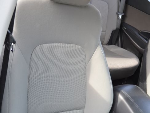 Used 2015 Hyundai Santa Fe Sport image 22