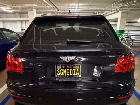 Used 2020 Bentley Bentayga image 8