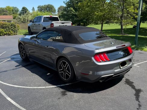 Used 2021 Ford Mustang Premium RWD image 10