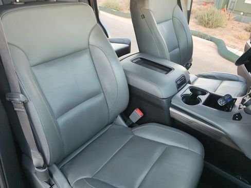 Used 2016 Chevrolet Tahoe LT image 15