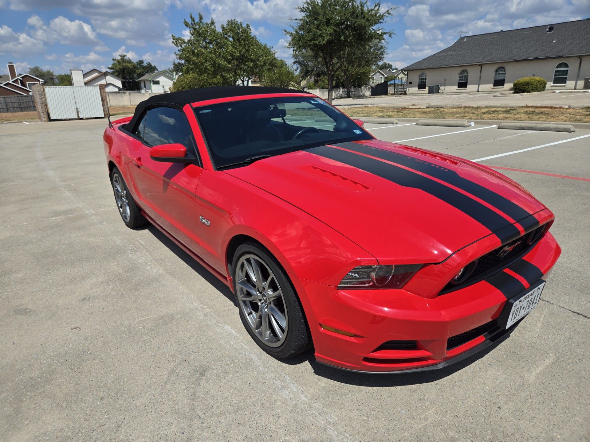 Used 2014 Ford Mustang GT w/ Electronics Package RWD image 22