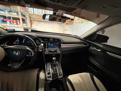 Used 2016 Honda Civic EX image 1