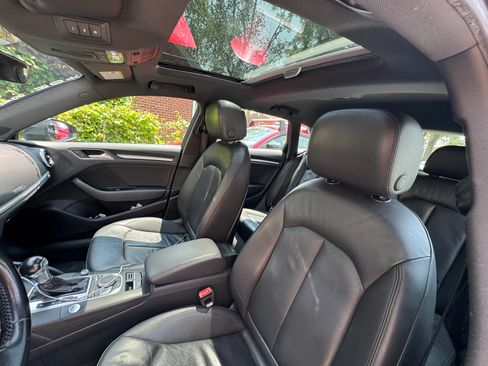 Used 2017 Audi A3 e-tron Premium image 13