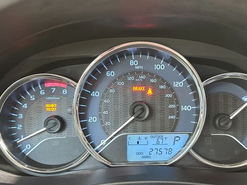 Used 2016 Toyota Corolla L image 17