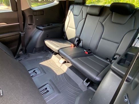 Used 2020 Kia Telluride LX image 11