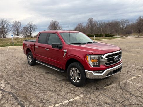 Used 2022 Ford F150 XLT w/ Equipment Group 302A High AWD/4WD image 2