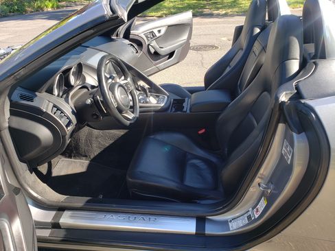 Used 2015 Jaguar F-TYPE Convertible RWD image 15