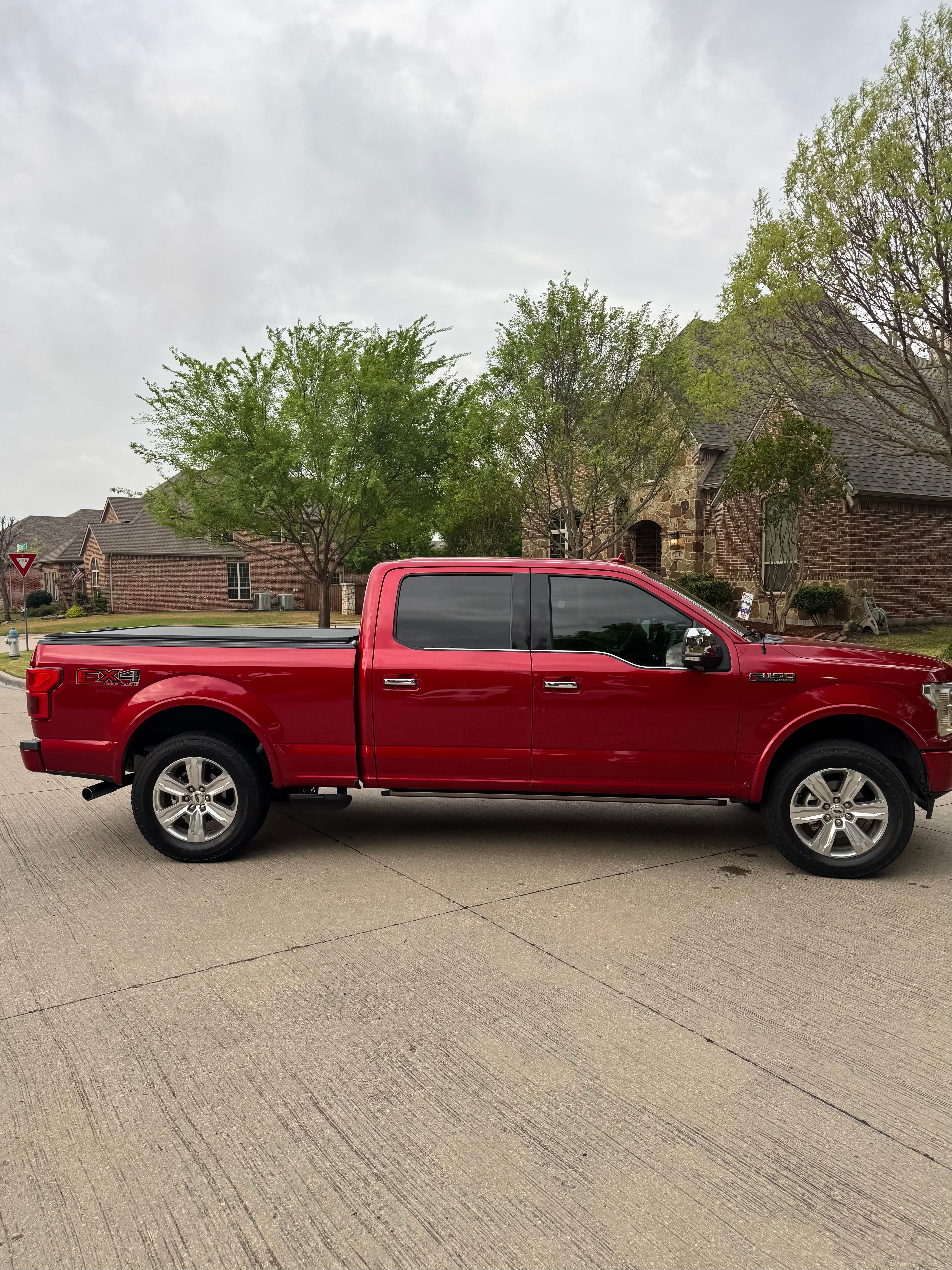Used 2020 Ford F150 Platinum w/ Equipment Group 701A Luxury AWD/4WD image 5