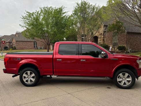 Used 2020 Ford F150 Platinum w/ Equipment Group 701A Luxury image 5