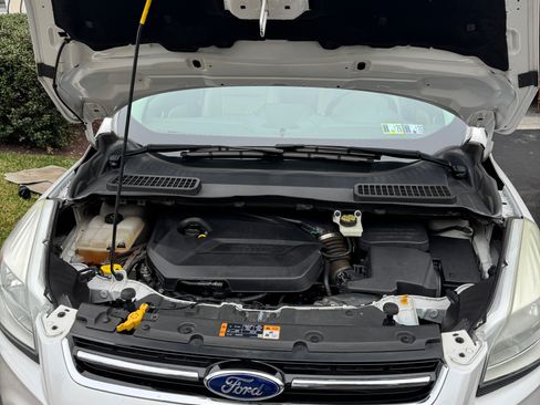 Used 2014 Ford Escape Titanium image 8