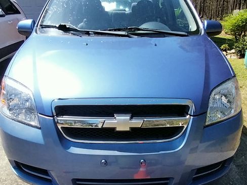 Used 2009 Chevrolet Aveo LT FWD image 5