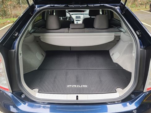 Used 2015 Toyota Prius Two image 14