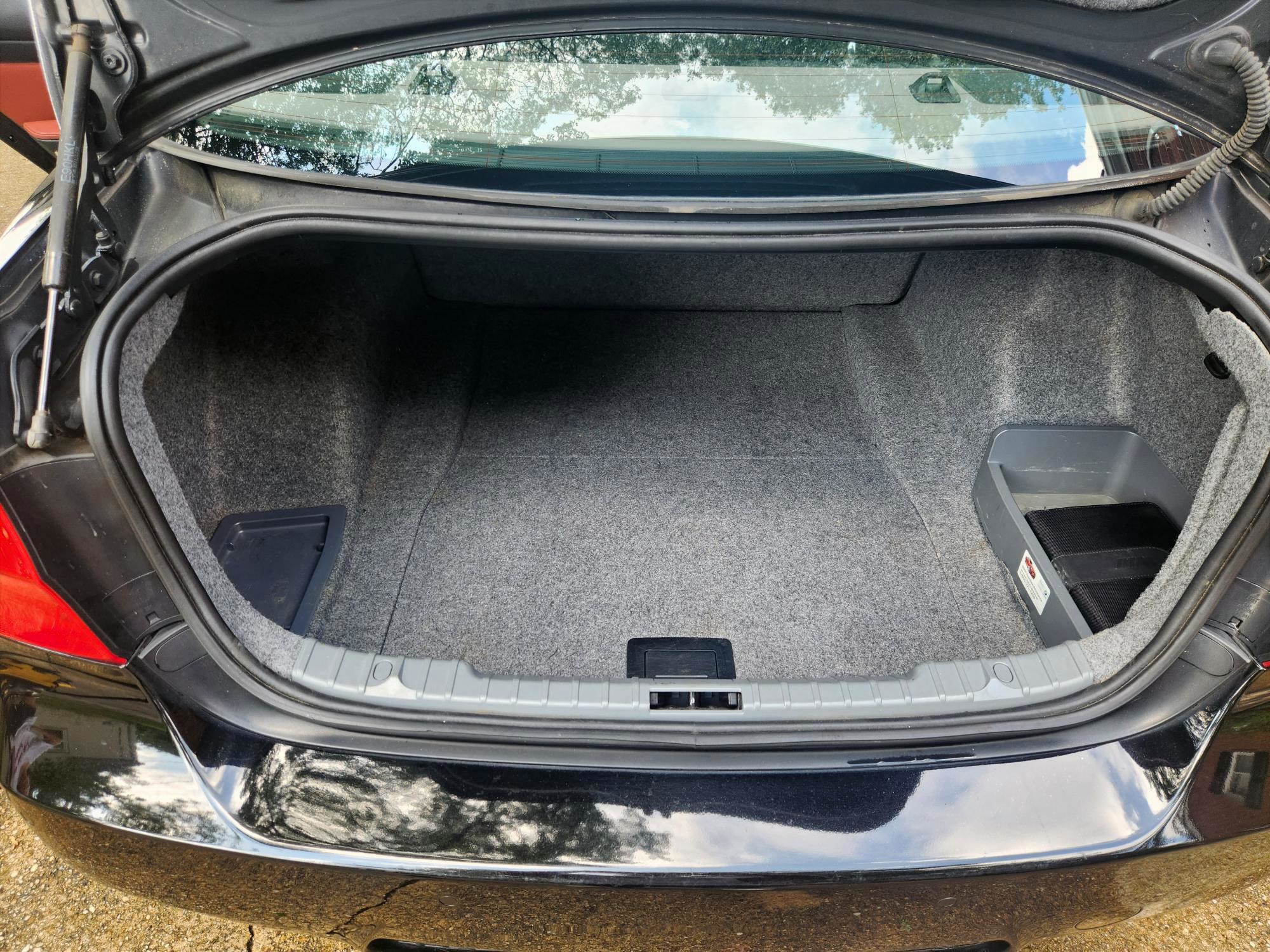 Used 2011 BMW M3 Sedan RWD image 14