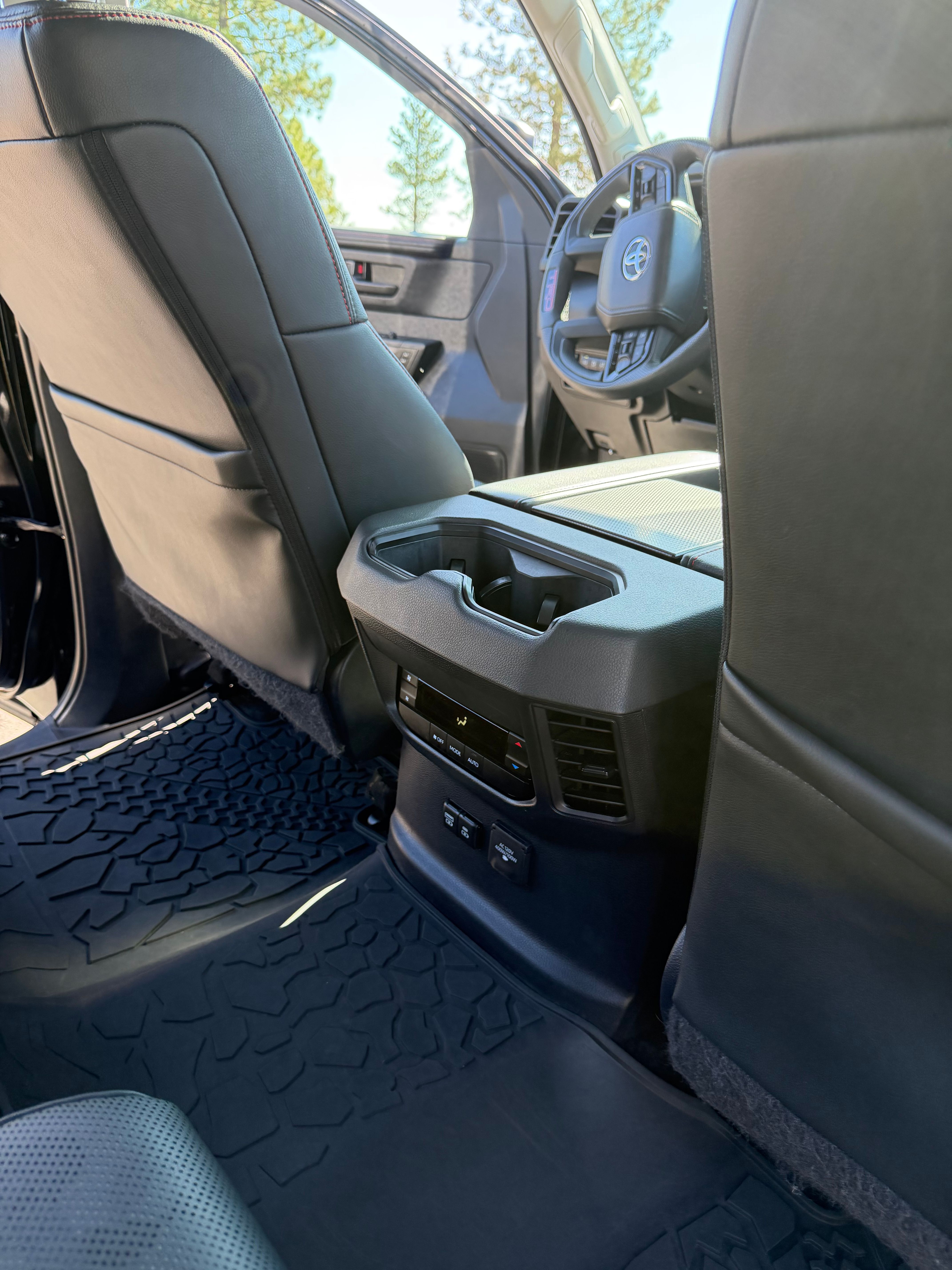 Used 2023 Toyota Sequoia TRD Pro AWD/4WD image 17