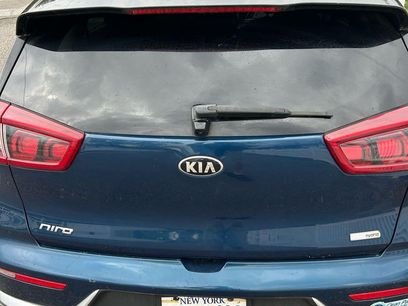 Used 2018 Kia Niro LX