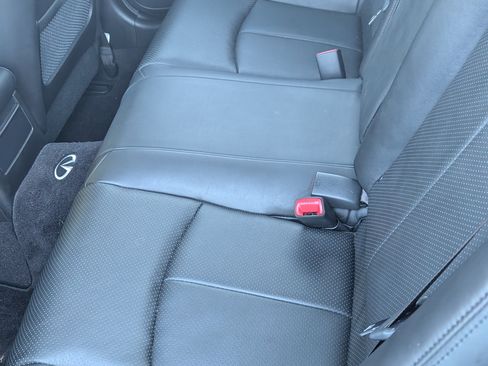 Used 2010 INFINITI G37 Sport w/ Navigation Pkg image 8