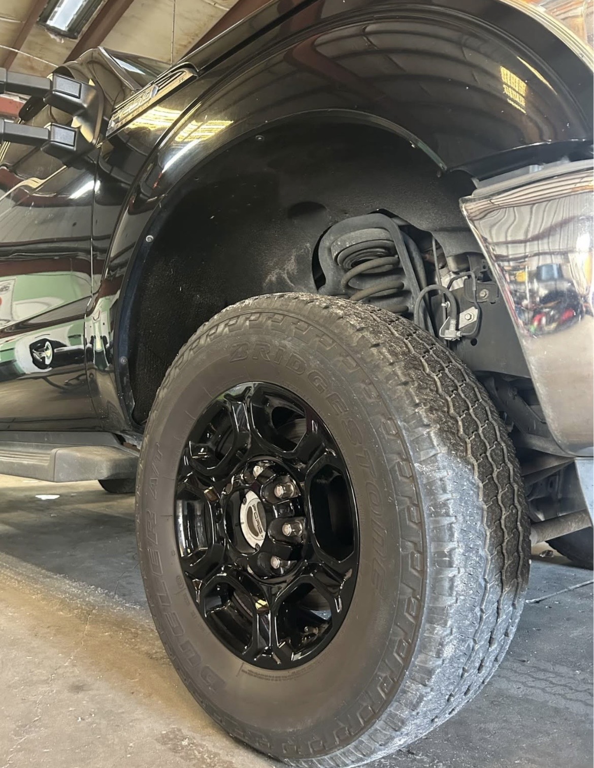 Used 2016 Ford F250 XL w/ Power Equipment Group AWD/4WD image 4