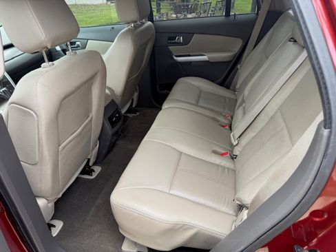 Used 2014 Ford Edge SEL w/ Equipment Group 205A AWD/4WD image 11