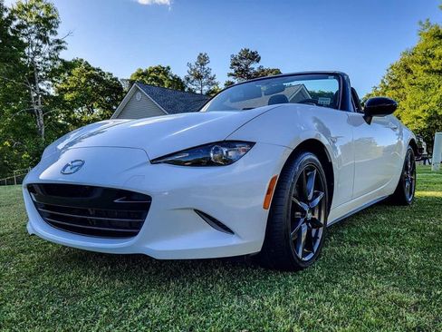 Used 2016 MAZDA MX-5 Miata Club image 4