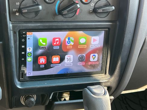 Used 2003 Toyota Tacoma PreRunner image 8