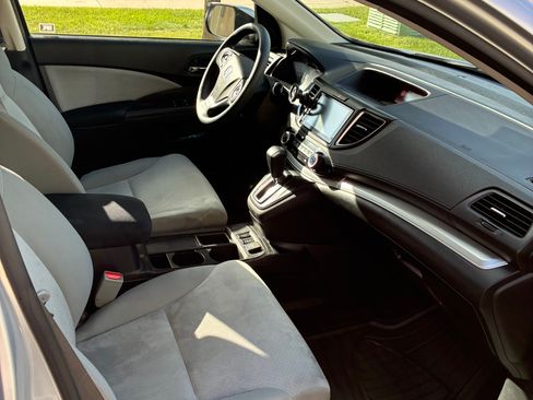 Used 2016 Honda CR-V EX image 11