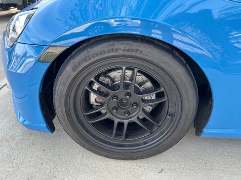 Used 2016 Subaru BRZ Series.HyperBlue RWD image 21
