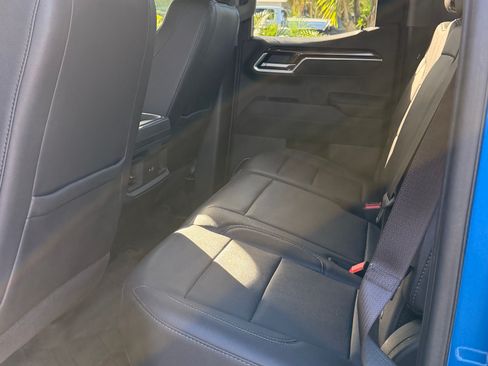 Used 2023 Chevrolet Silverado 1500 LT w/ Safety Package image 27