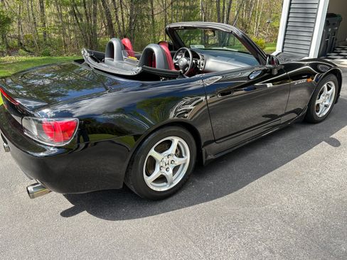 Used 2001 Honda S2000 image 6