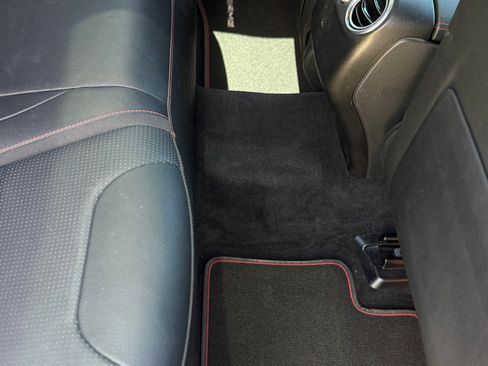 Used 2018 Mercedes-Benz GLC 43 AMG 4MATIC image 26