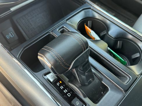 Used 2022 Ford F150 Lightning Lightning Lariat image 16