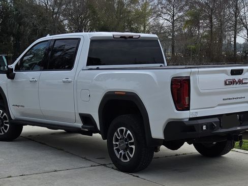 Used 2023 GMC Sierra 2500 AT4 w/ Gooseneck/5TH Wheel Package image 6