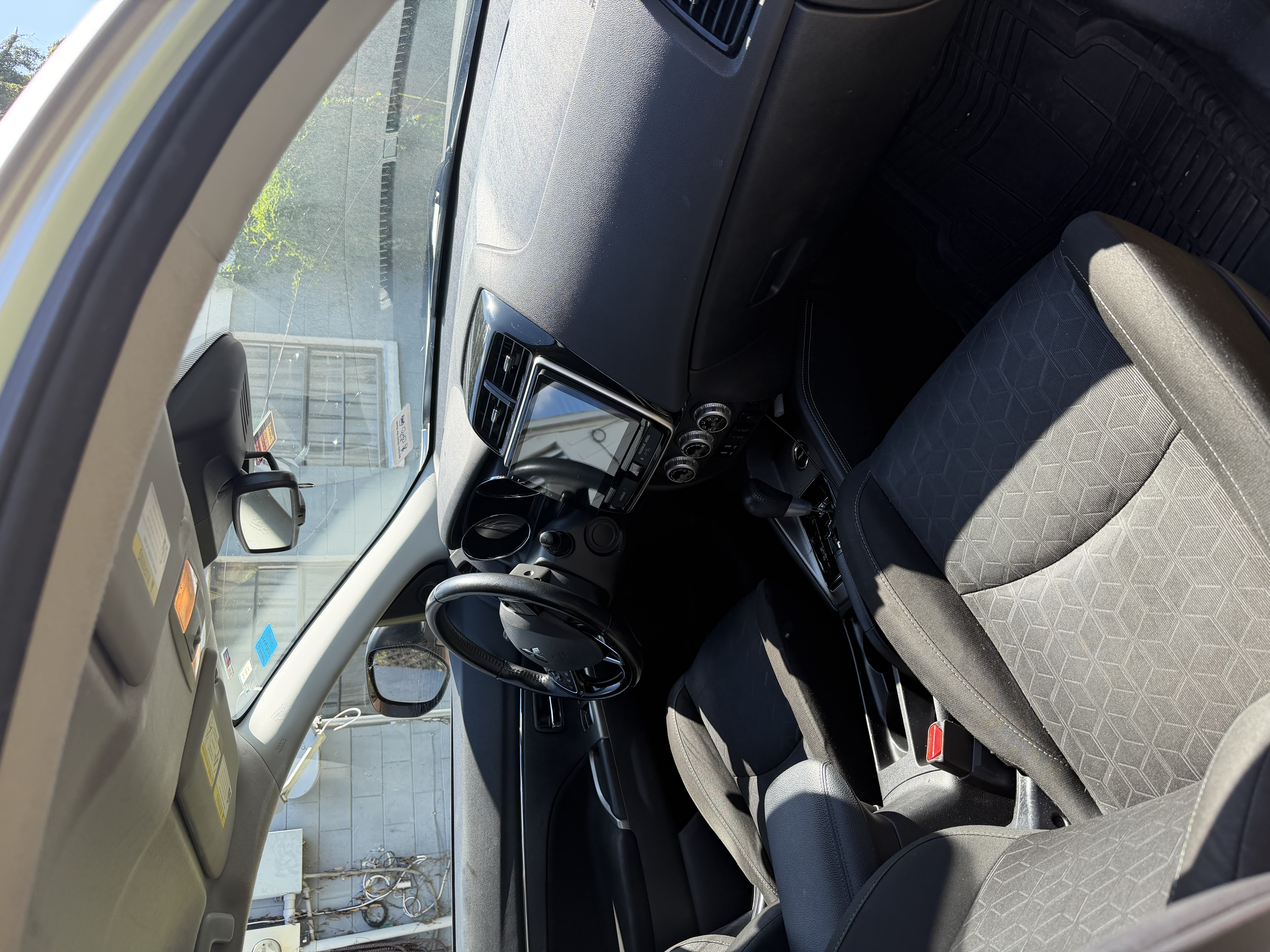 Used 2020 Mitsubishi Outlander Sport SE AWD/4WD image 12